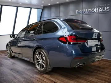 BMW 530e Touring Sport-Steptronic M Sportpaket Leder