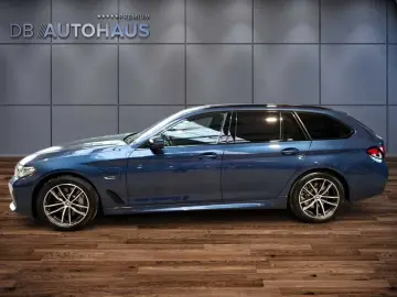 BMW 530e Touring Sport-Steptronic M Sportpaket Leder