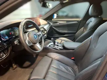BMW 530e Touring Sport-Steptronic M Sportpaket Leder