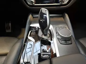 BMW 530e Touring Sport-Steptronic M Sportpaket Leder