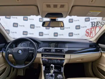 BMW Seria 5 F10 520d – 2012