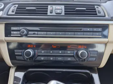 BMW Seria 5 F10 520d – 2012