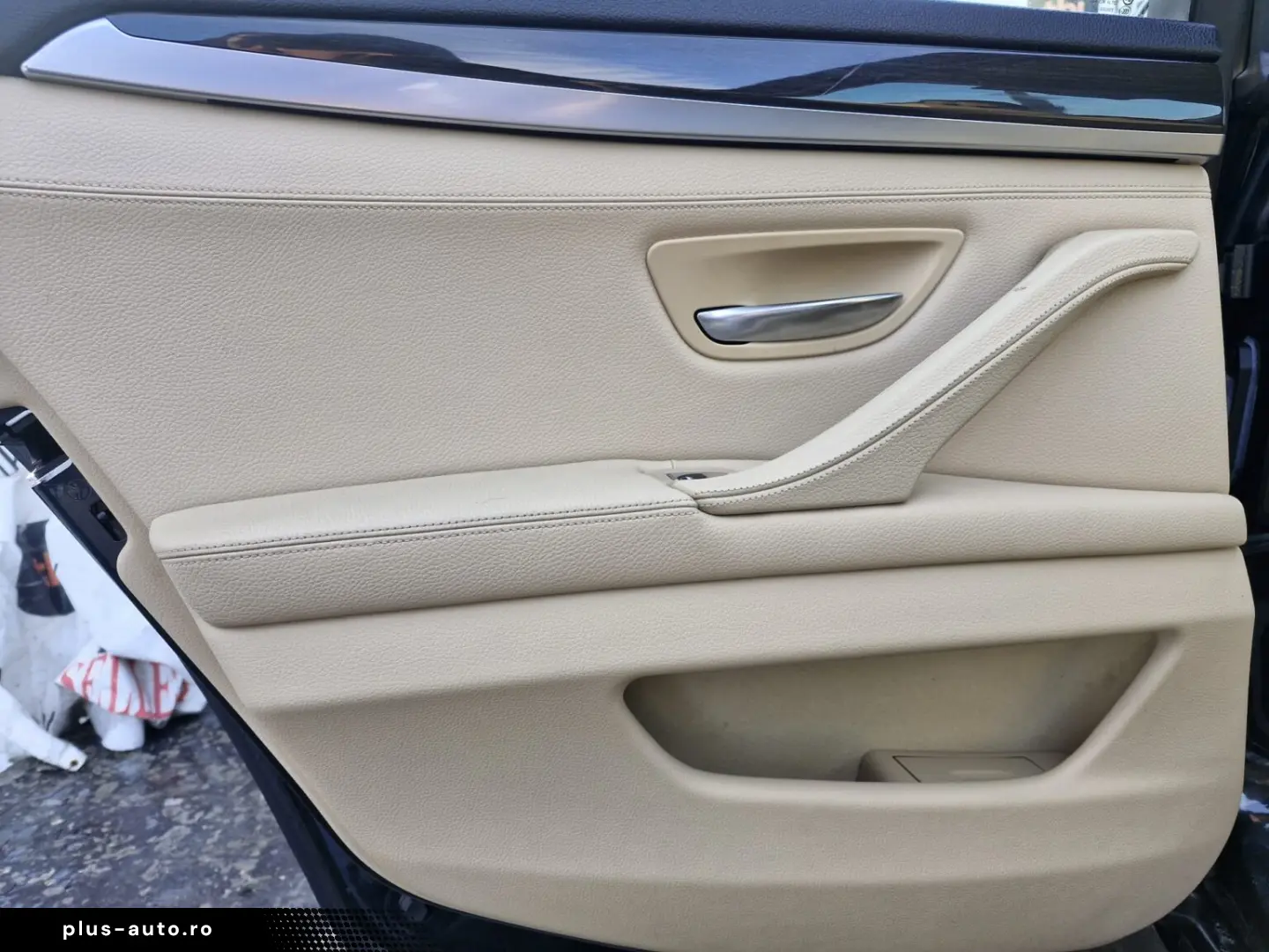 BMW Seria 5 F10 520d – 2012