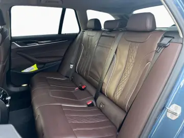 BMW 530e Touring LiCoPro HiFi Laser HUD DA  AHK Navi