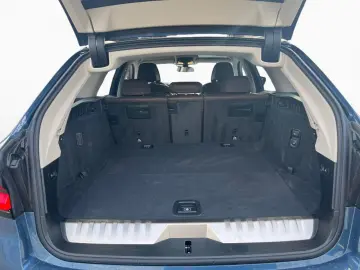 BMW 530e Touring LiCoPro HiFi Laser HUD DA  AHK Navi