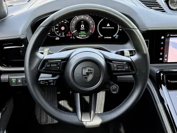 PORSCHE Panamera Turbo E-Hybrid HUD PANO ACC NAVI LED
