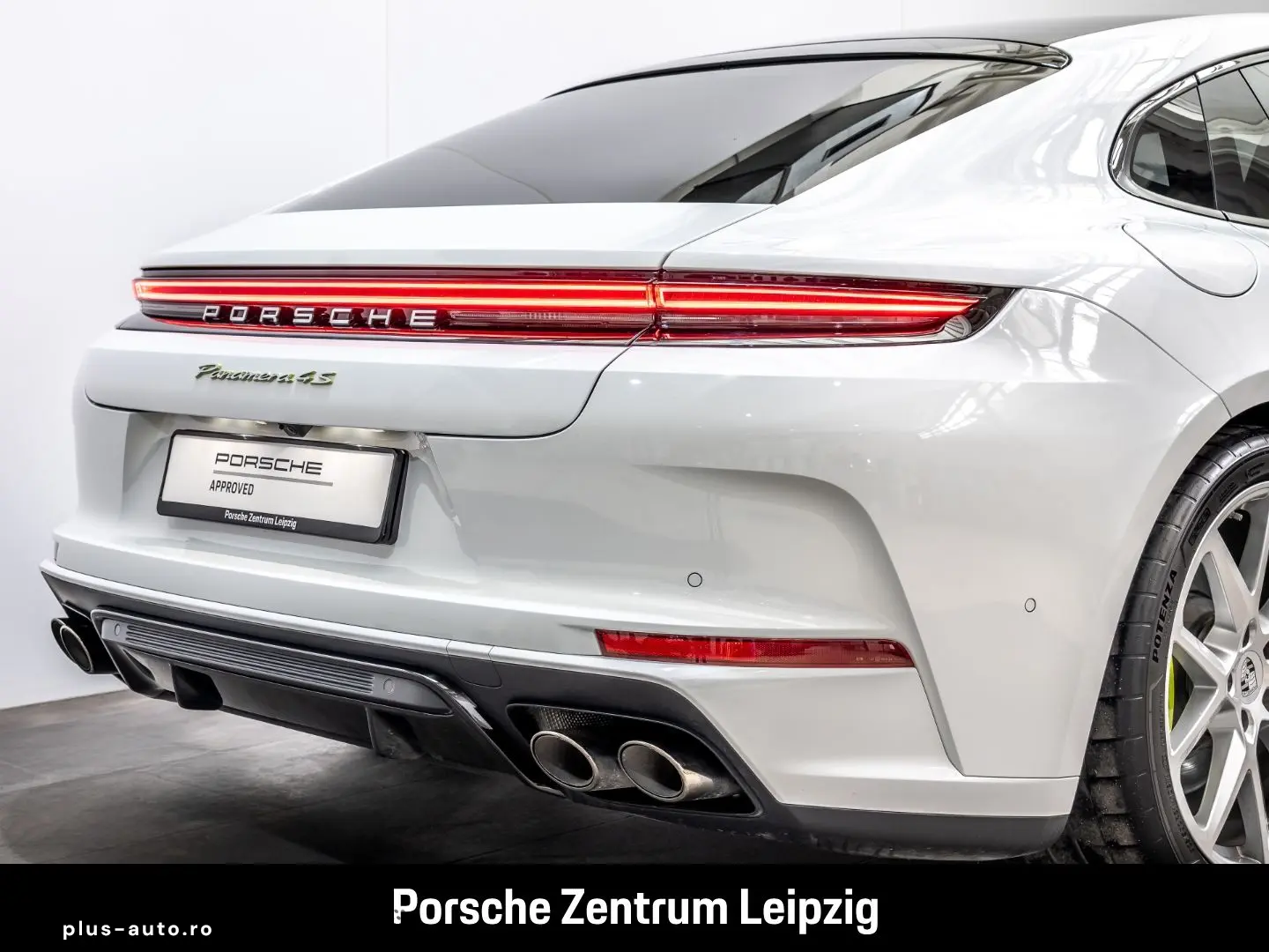 PORSCHE Panamera 4S E-Hybrid Sportabgas SportDesign Head