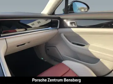 PORSCHE Panamera 4S E-Hybrid