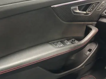 AUDI RS Q8 4.0 TFSI quattro  STHZG PANO OPTIK B&O  Vi