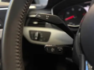 AUDI A4 Lim. 40 TDI quattro advanced  1Hd. Matrix ACC