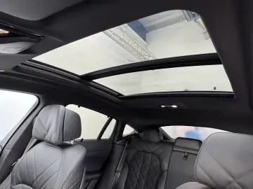 BMW X6 xDrive30d M Sport Pro 22Zoll Pano ACC 360