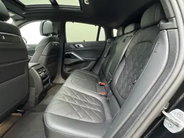 BMW X6 xDrive30d M Sport Pro 22Zoll Pano ACC 360