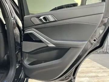 BMW X6 xDrive30d M Sport Pro 22Zoll Pano ACC 360