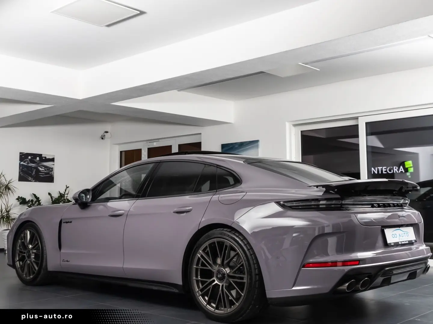 PORSCHE Panamera Turbo E-Hybrid SportDesign UPE 250490e