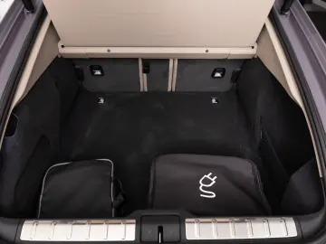 PORSCHE Panamera Turbo E-Hybrid SportDesign UPE 250490e