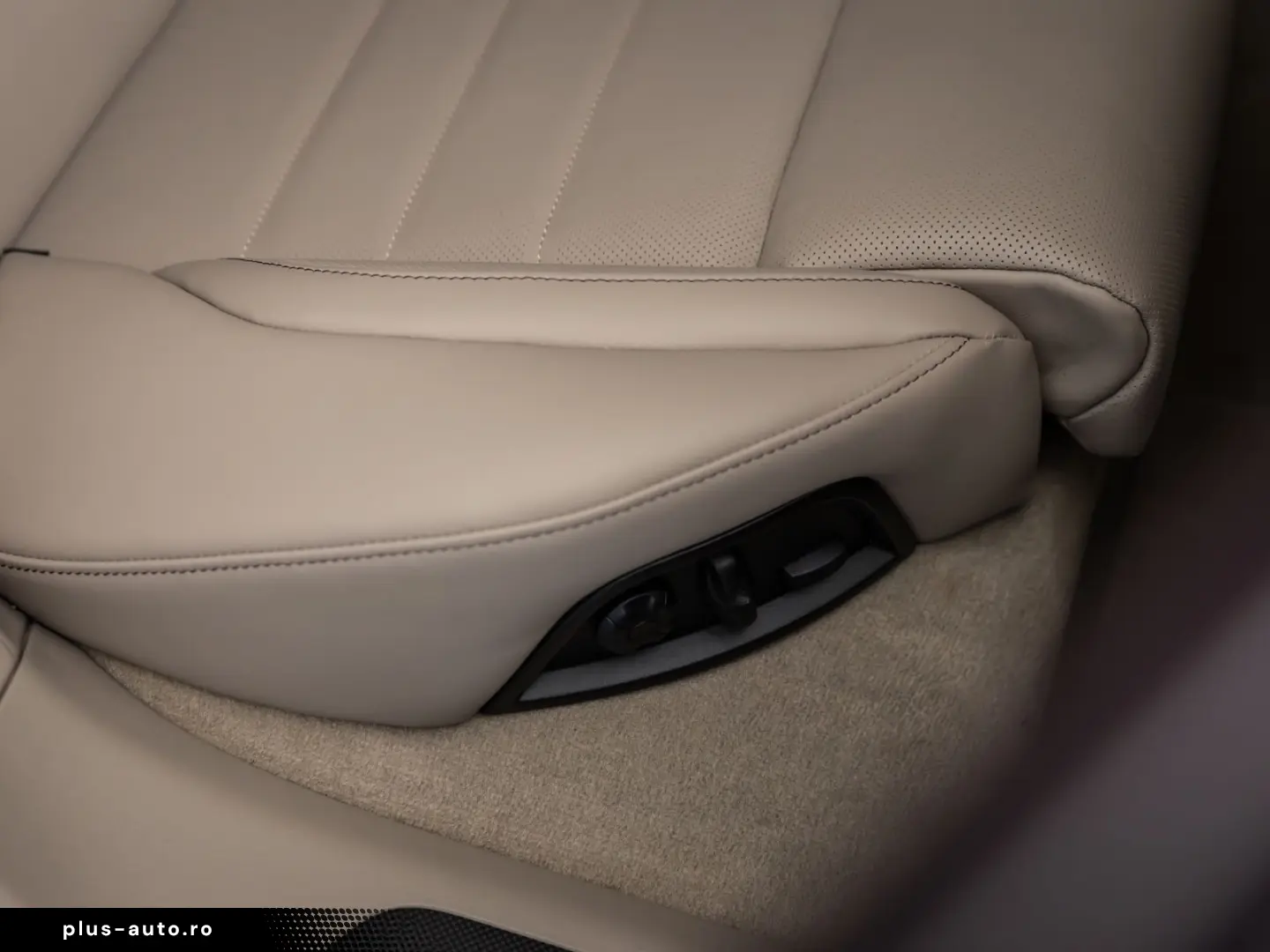 PORSCHE Panamera Turbo E-Hybrid SportDesign UPE 250490e