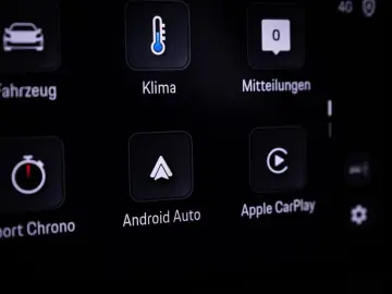 PORSCHE Panamera Turbo E-Hybrid SportDesign UPE 250490e