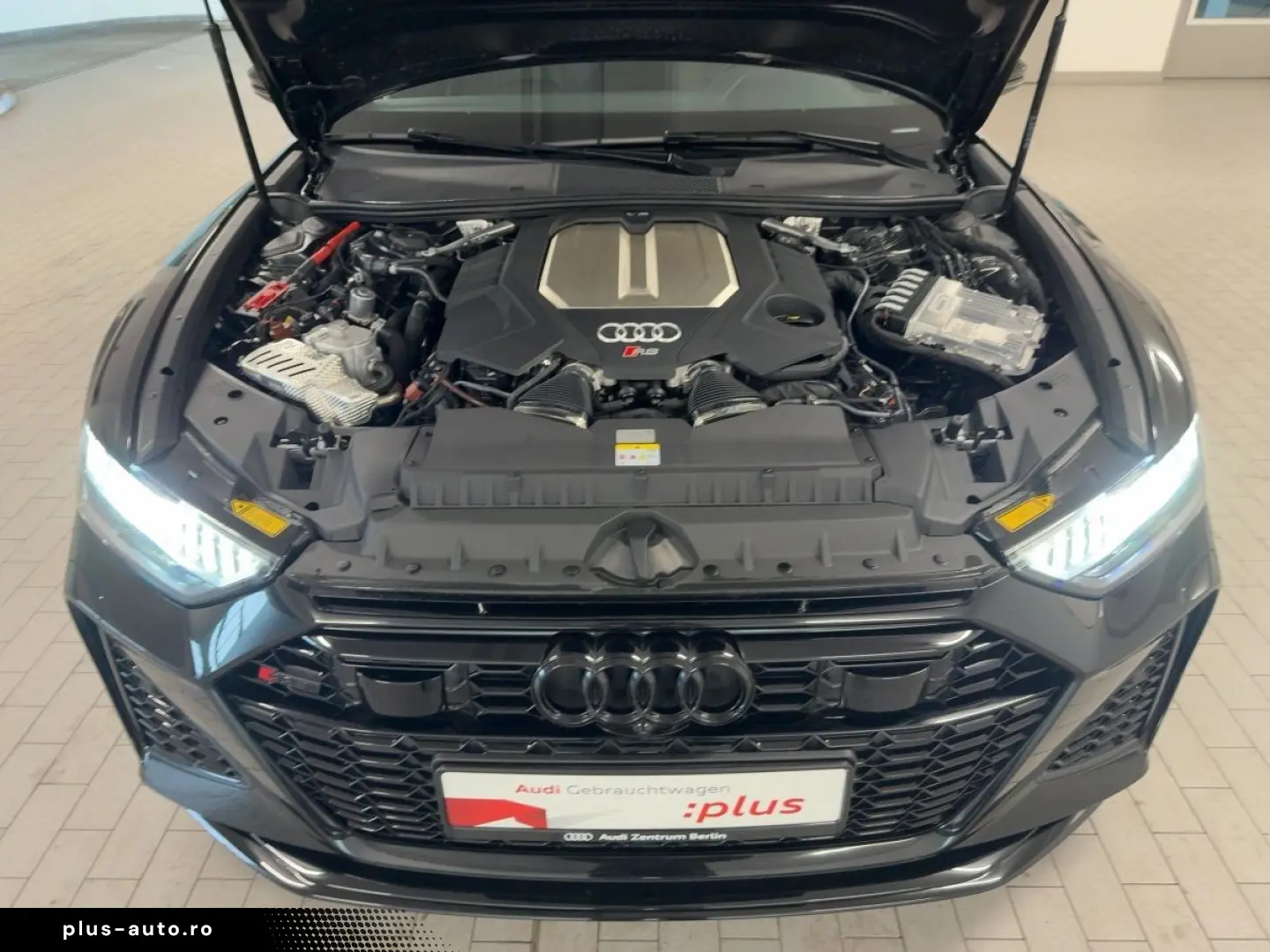 AUDI RS 6 Avant tiptr. STDHZG MATRIX 360 K NAVI B&O