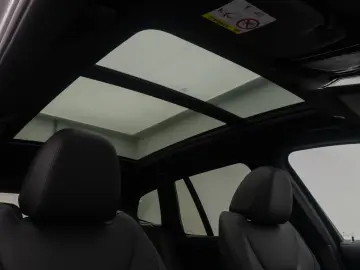 BMW X3 xD30e M Sport Laser DAB Kamera HUD Panorama