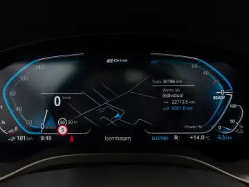 BMW X3 xD30e M Sport Laser DAB Kamera HUD Panorama