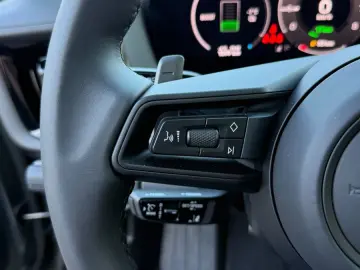 PORSCHE Panamera 4 E-Hybrid HUD Soft-Close Panorama