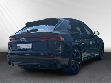 AUDI RS Q8 SUV TFSI quattro tiptr. Top Ausstattung