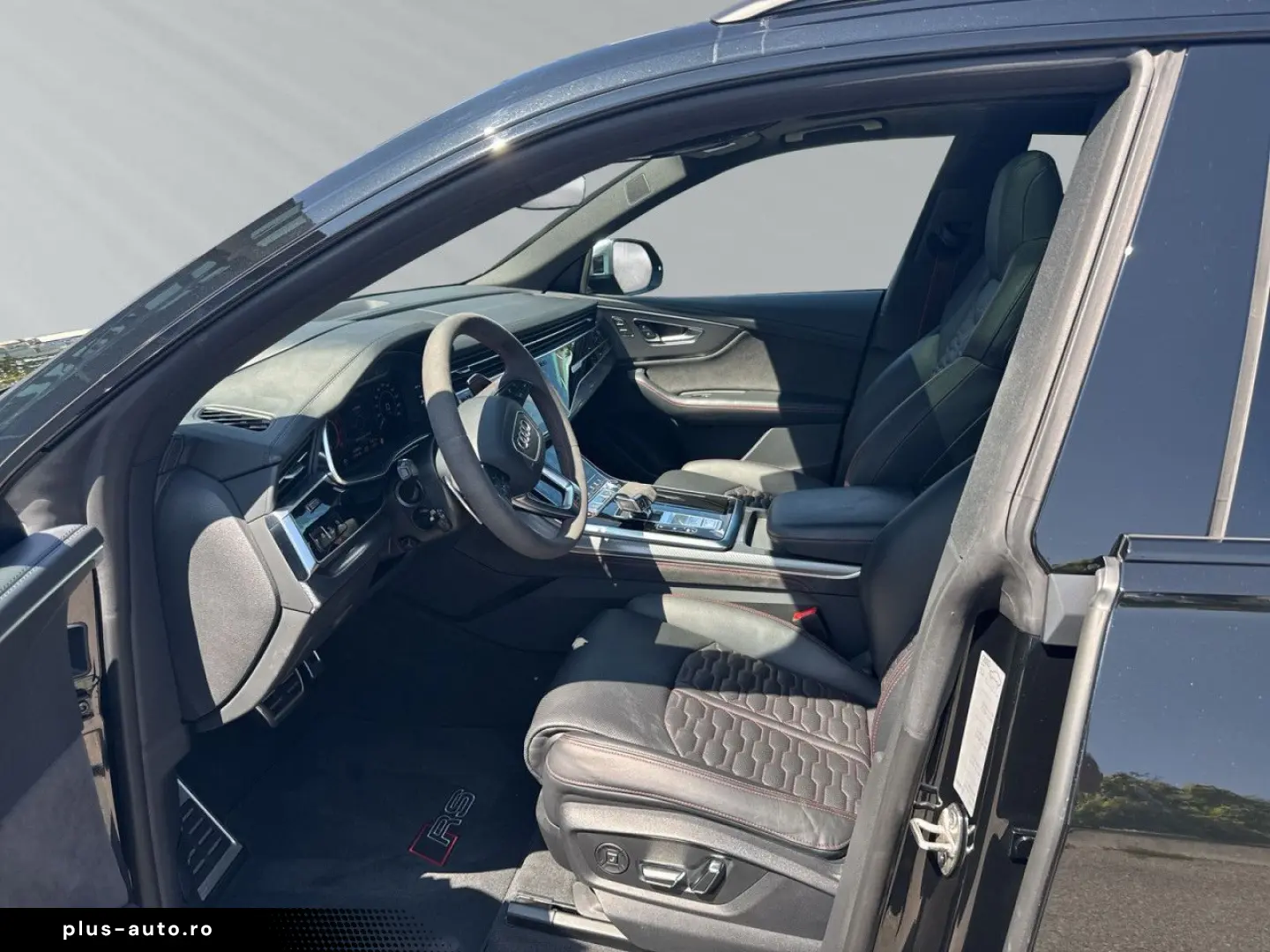 AUDI RS Q8 SUV TFSI quattro tiptr. Top Ausstattung