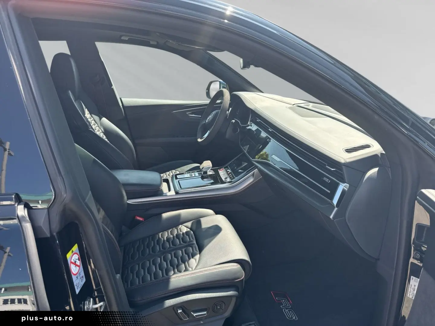 AUDI RS Q8 SUV TFSI quattro tiptr. Top Ausstattung