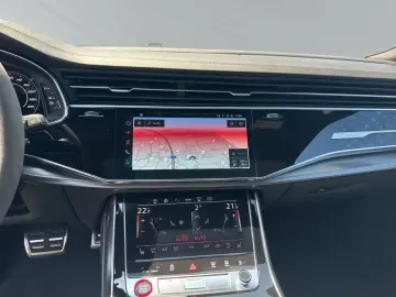 AUDI RS Q8 SUV TFSI quattro tiptr. Top Ausstattung