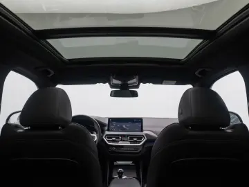 BMW X3 xD20i M Sport DAB Kamera Panorama Komf 20Zoll