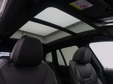 BMW X3 xD20i M Sport DAB Kamera Panorama Komf 20Zoll