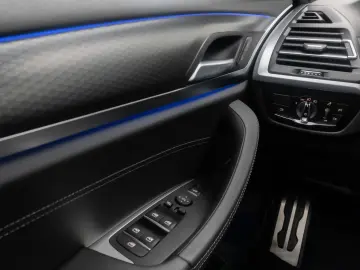 BMW X3 xD20i M Sport DAB Kamera Panorama Komf 20Zoll