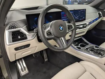 BMW X5 M60i xDrive M Sport Pro Pano SkyLounge PA Pro