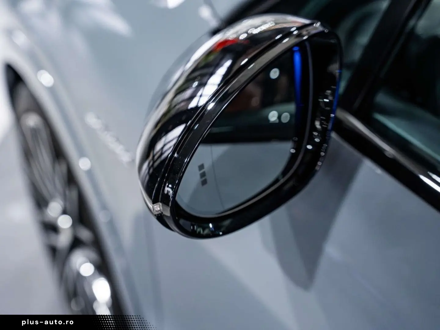 PORSCHE Cayenne 4.0 V8 Turbo - E-Hybrid - Coupé - Arctic