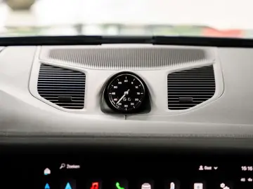 PORSCHE Cayenne 4.0 V8 Turbo - E-Hybrid - Coupé - Arctic