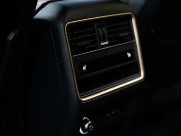 PORSCHE Cayenne 4.0 V8 Turbo - E-Hybrid - Coupé - Arctic