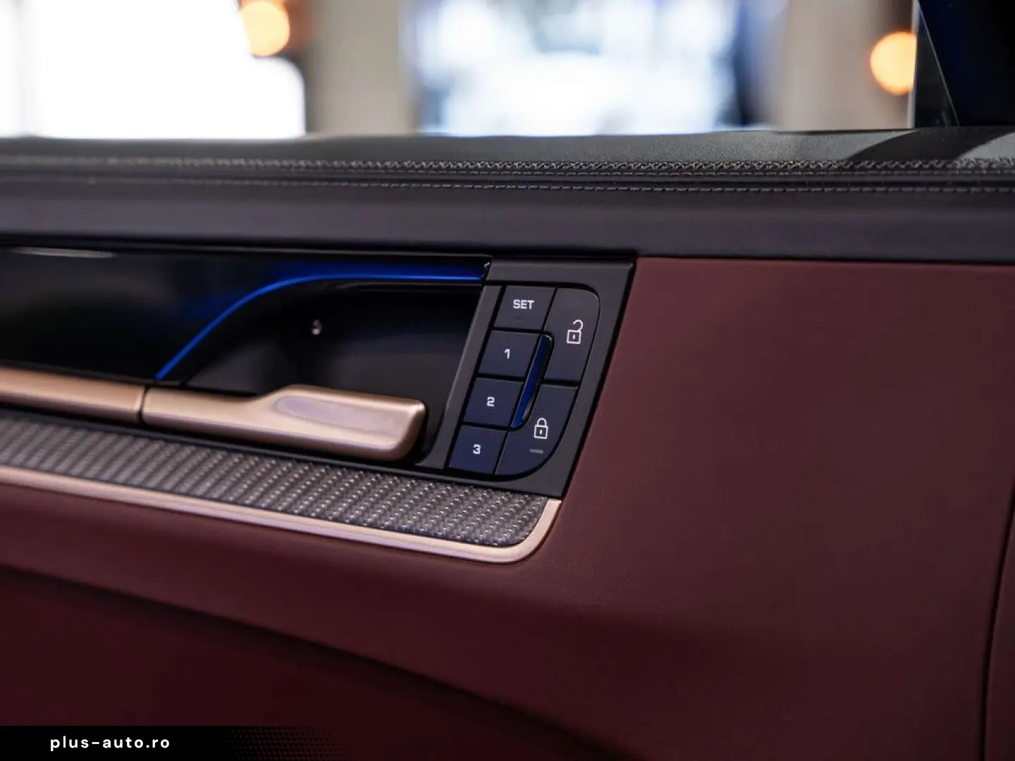 PORSCHE Cayenne 4.0 V8 Turbo - E-Hybrid - Coupé - Arctic