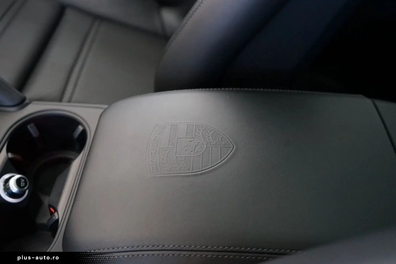 PORSCHE Cayenne Coupe E-Hybrid Kreide P-Display HUD AHK