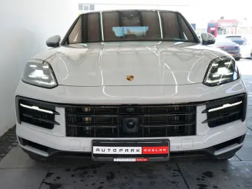 PORSCHE Cayenne Coupe E-Hybrid Kreide P-Display HUD AHK
