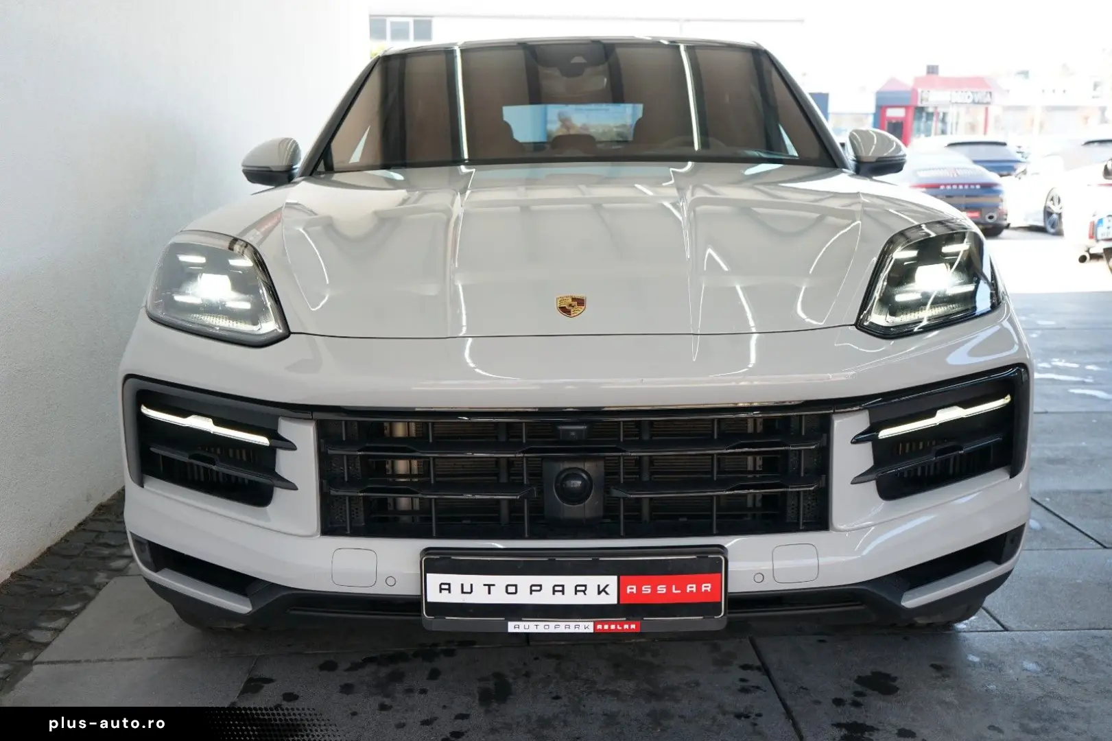 PORSCHE Cayenne Coupe E-Hybrid Kreide P-Display HUD AHK