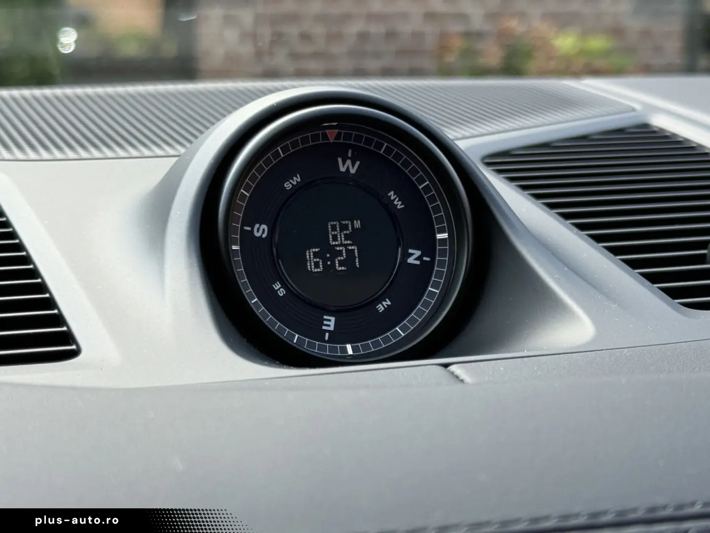 PORSCHE Cayenne E-Hybrid Coupe SPORTDESIGN INNODRIVE 22