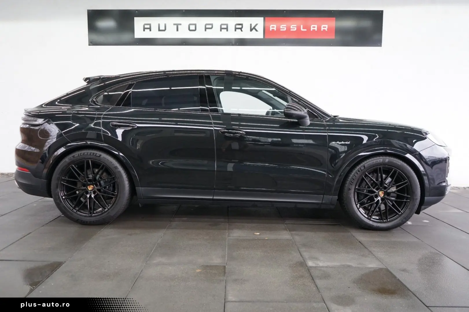 PORSCHE Cayenne Coupe E-Hybrid P-Display Burmester MEGA!