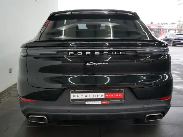 PORSCHE Cayenne Coupe E-Hybrid P-Display Burmester MEGA!