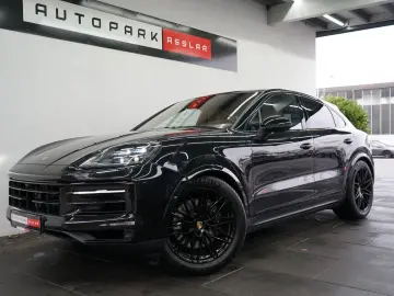 PORSCHE Cayenne Coupe E-Hybrid P-Display Burmester MEGA!
