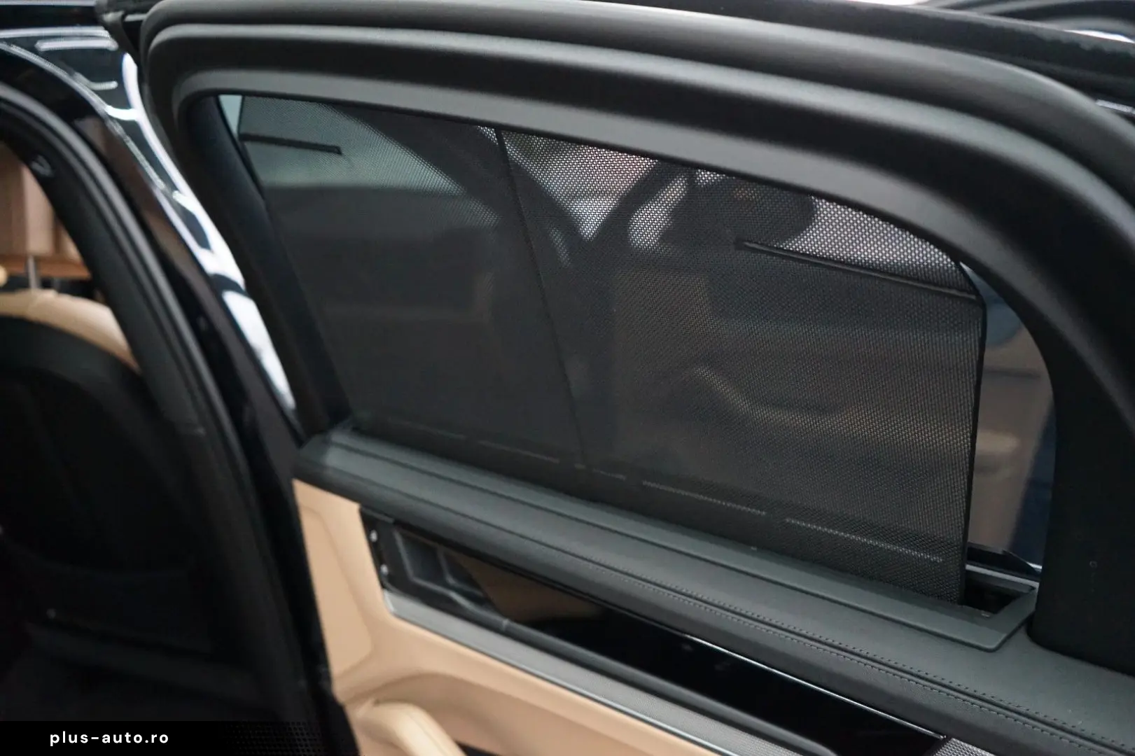 PORSCHE Cayenne Coupe E-Hybrid P-Display Burmester MEGA!