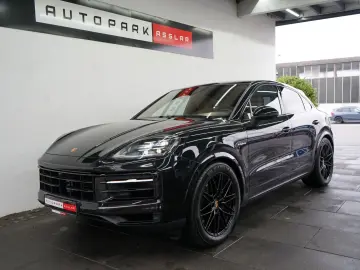 PORSCHE Cayenne Coupe E-Hybrid P-Display Burmester MEGA!