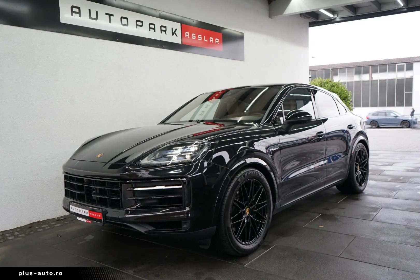 PORSCHE Cayenne Coupe E-Hybrid P-Display Burmester MEGA!