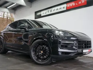 PORSCHE Cayenne Coupe E-Hybrid P-Display Burmester MEGA!