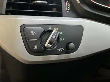 AUDI A5 40 TDI Quattro Advanced AHK LED PDC Klimaauto