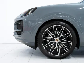 PORSCHE Cayenne E-Hybrid Coupé